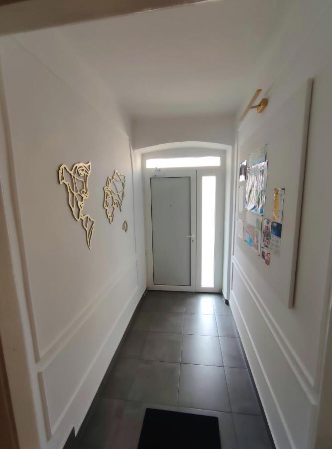 Alegra Apartments Center غييكا المظهر الخارجي الصورة