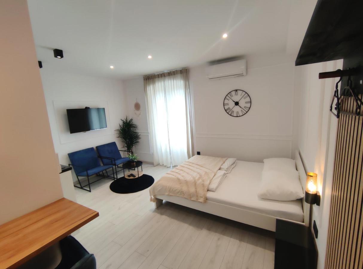 Alegra Apartments Center غييكا المظهر الخارجي الصورة