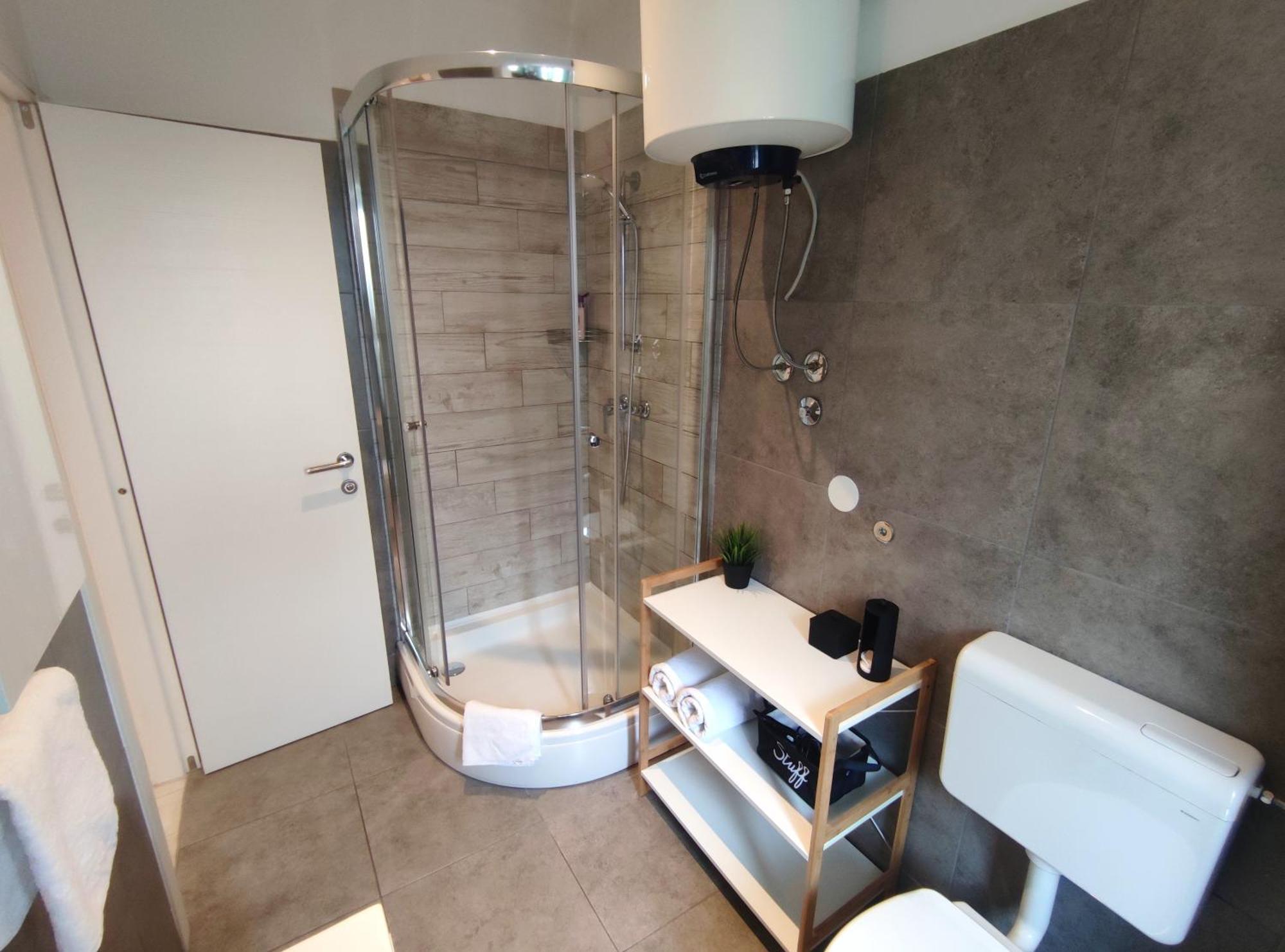 Alegra Apartments Center غييكا الغرفة الصورة